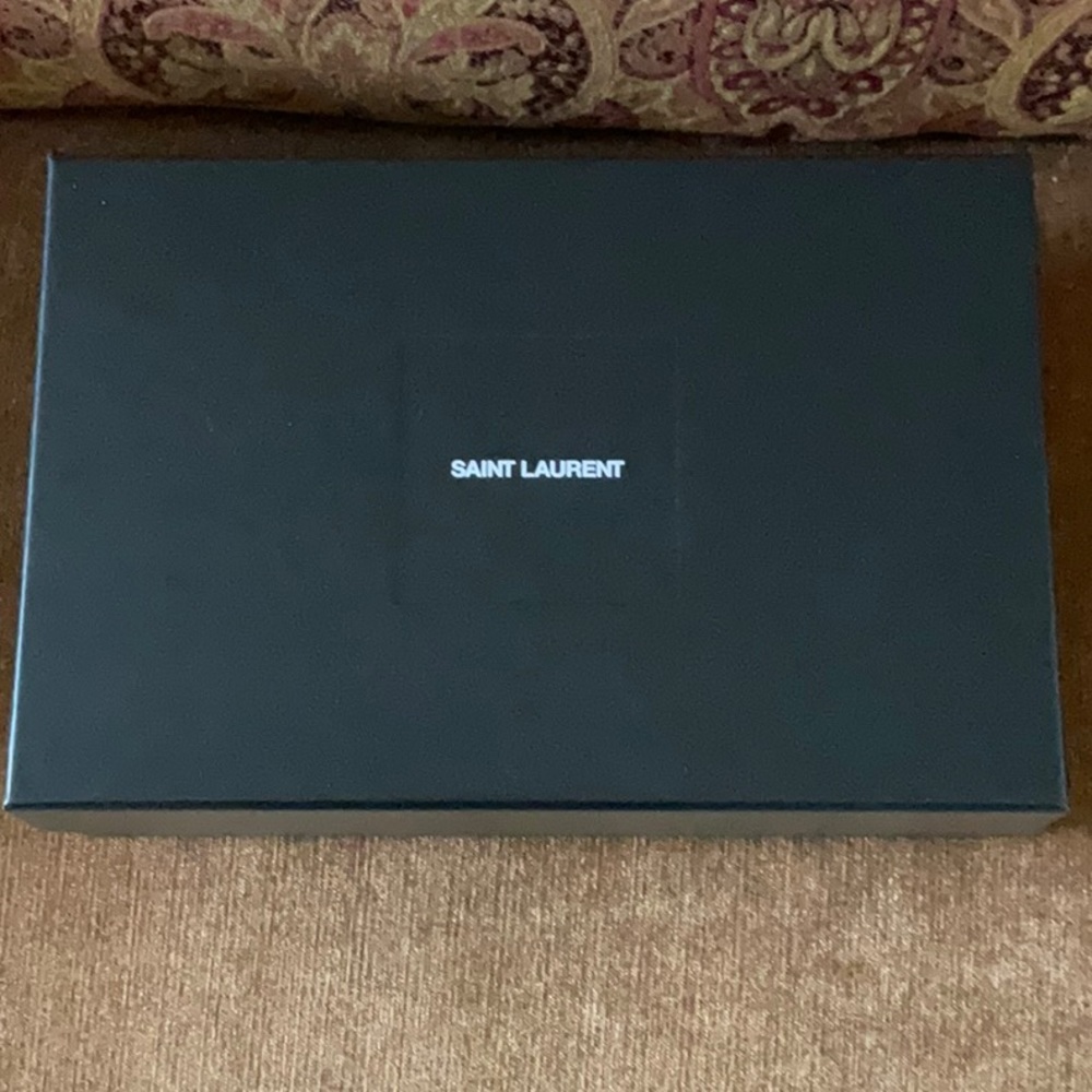 Saint Laurent Box 13 x 9 AUTHENTIC